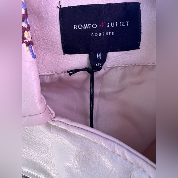 Romeo and Juliet Jacket - Picture 3 of 4